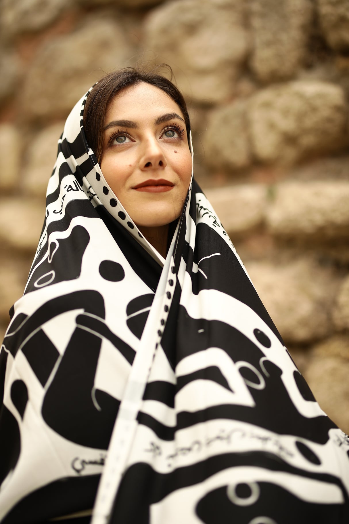 Selflove scarf black & white